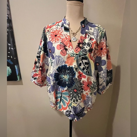 Ivy Jane Vibrant Floral V Neck Blouse, size Medium - Picture 2 of 10